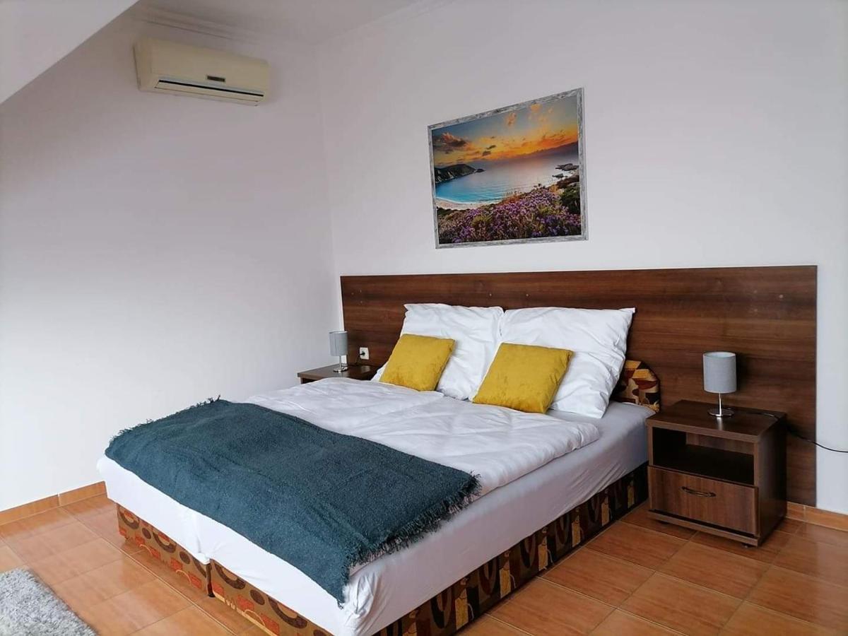Aqua Oazis Apartman Hajduszoboszlo Exterior photo